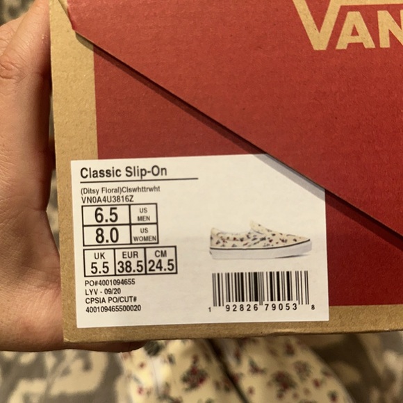 Vans Classic Slip-On Sneakers in Ditsy Floral Classic White/True White New 😍 - Picture 15 of 17